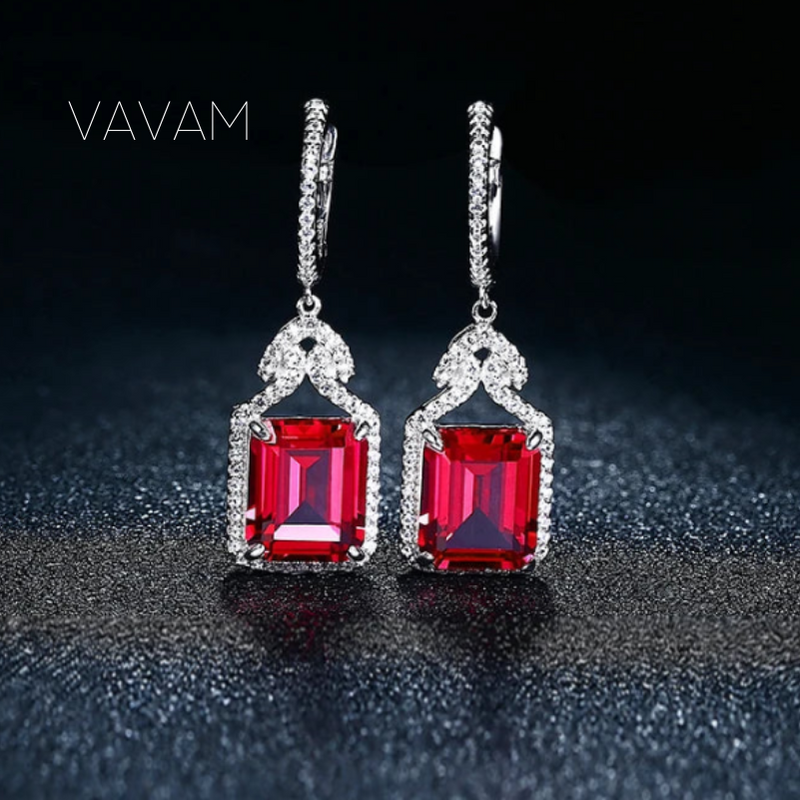 Brincos Gota Rubi Majestade ! Edição 2025