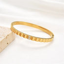 COLEÇÃO Fino Torcido Aura em Aço | VAVAM