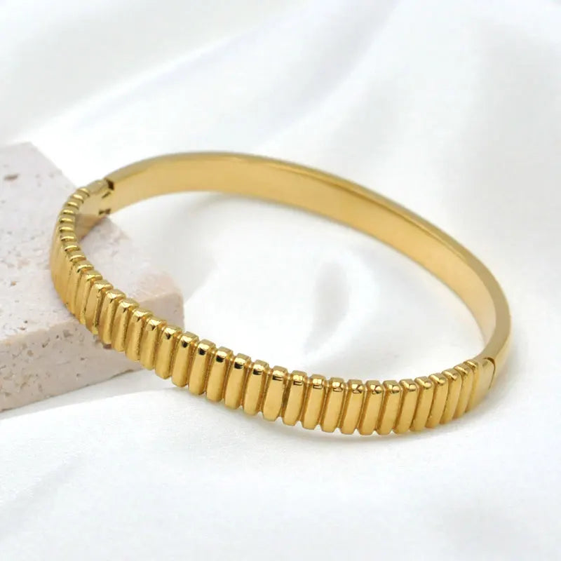 COLEÇÃO Fino Torcido Aura em Aço | VAVAM